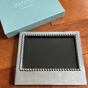 Mariposa Frame